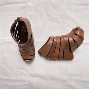 Ash Tan Strappy Leather Lotus Wedge Sandal